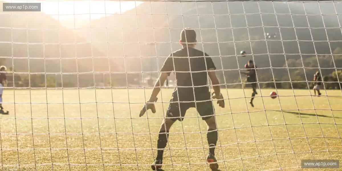 ⏯️多屏互动实时竞猜，做赛场上的隐形战术大师！💬